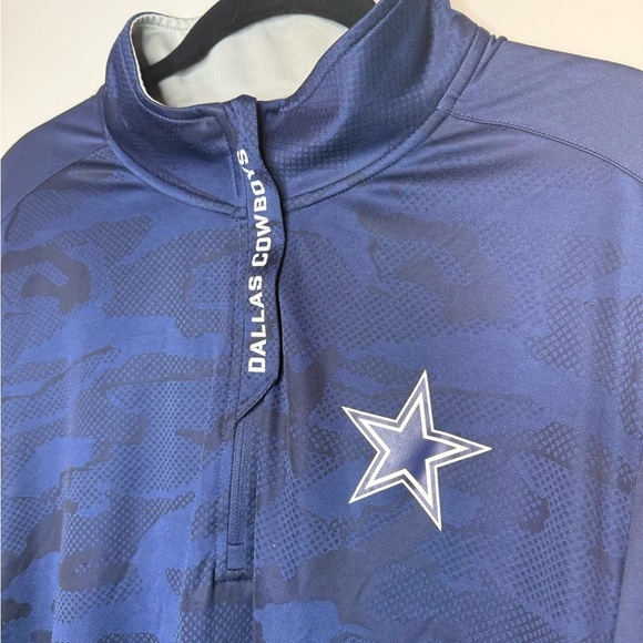 Men's Fanatics Navy Dallas Cowboys Camo Jacquard Quarter-Zip Jacket - Picture 3 of 7